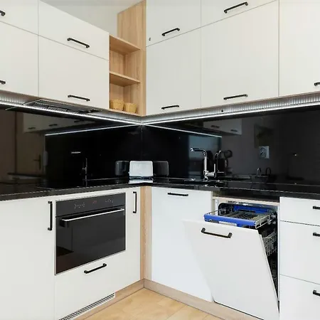 Apartment Feniks 12 By Jantar Kolobrzeg