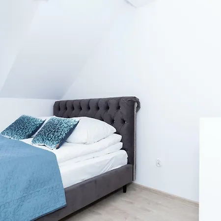 Apartment Feniks 12 By Jantar *