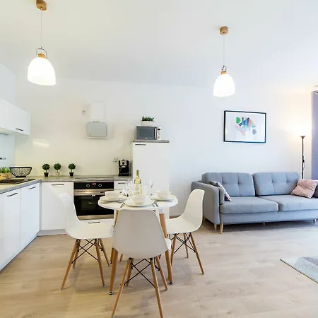 Apartment Feniks 12 By Jantar Kolobrzeg